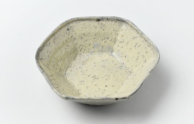 工藤和彦 21 黄粉引六角小鉢 ｜ 暮らしのうつわ花田 和食器 通販
