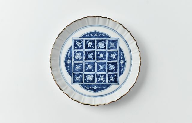 中国　定窯　白磁　陽刻　花文　輪花鉢　C　R5502 01489.jpg