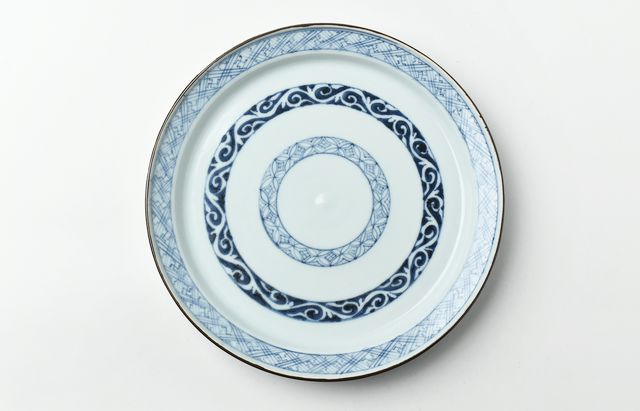 宮岡麻衣子 17 白磁陽刻牡丹文深鉢 ｜ 暮らしのうつわ花田 和食器 通販