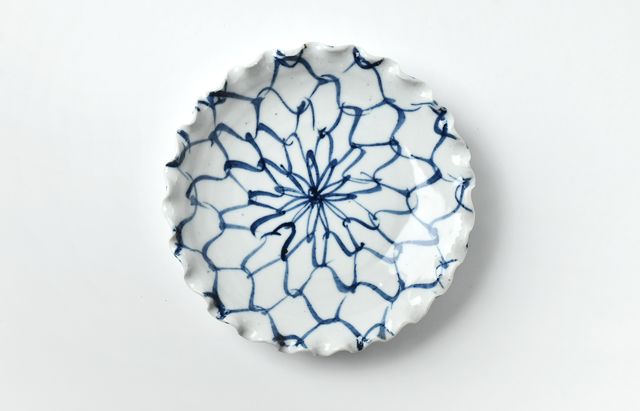 中尾万作 7 白磁サビ丸6寸皿 ｜ 暮らしのうつわ花田 和食器 通販