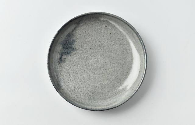 余宮隆 茶碗 自然灰 薪窯 登窯 余宮隆 1 灰釉リム皿（LL） ｜ 暮らしのうつわ花田 和食器 通販