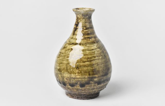 余宮隆 師:中里隆 刷毛目 大鉢 希少品 かいらぎ 梅花皮 中川自然坊 作家さん 余宮隆 166A 刷毛目徳利 ｜ 暮らしのうつわ花田 和食器 通販