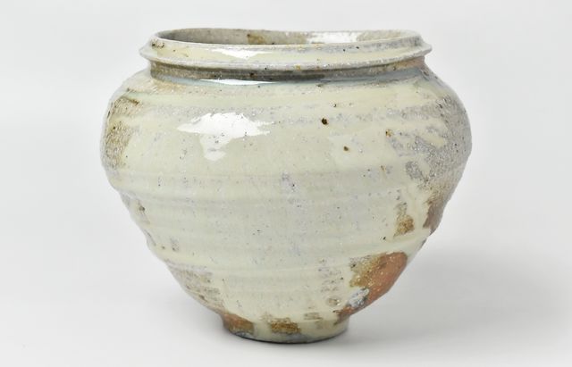 余宮隆 161A 釉流し楕円花入れ（大） ｜ 暮らしのうつわ花田 和食器 通販