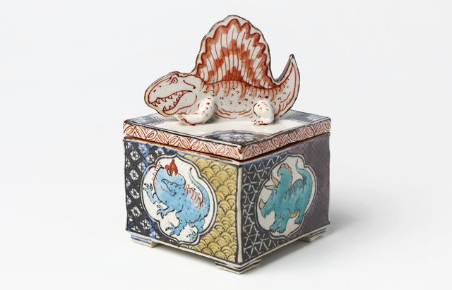 松浦コータロー 20 青瓷彫花ヴェロキラプトル菱形稜花向付 ｜ 暮らしの