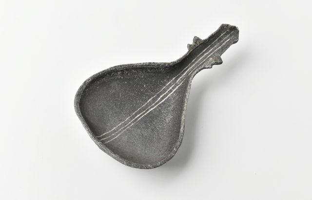 土本訓寛・久美子 43B 焼締象嵌琵琶形小皿 ｜ 暮らしのうつわ花田 和