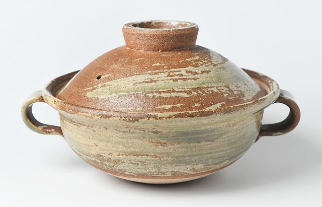 伊賀焼土楽 蓋付黒鍋6寸（縄手） ｜ 暮らしのうつわ花田 和食器 通販