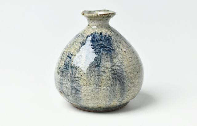 イムサエム 8 刻文花入耳付 ｜ 暮らしのうつわ花田 和食器 通販