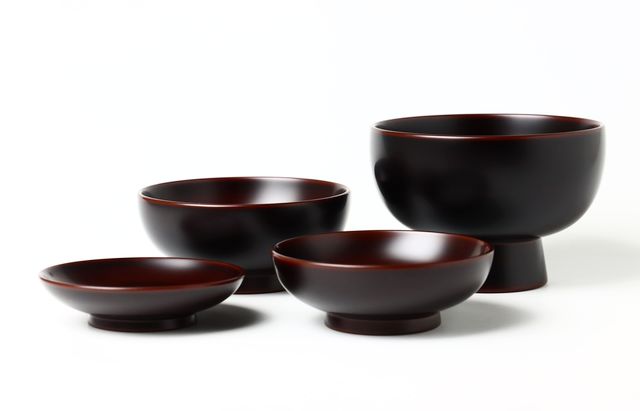 浄法寺 7寸二段丸重（溜） ｜ 暮らしのうつわ花田 和食器 通販