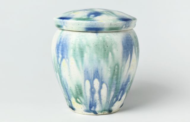 日高伸治 4 青白磁蓋付薬壺 大 ｜ 暮らしのうつわ花田 和食器 通販
