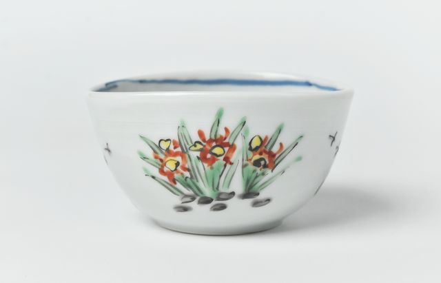 正木春蔵 色絵牡丹文マグカップ 正木春蔵 色絵染附 草花文マグカップ ｜ 暮らしのうつわ花田 和