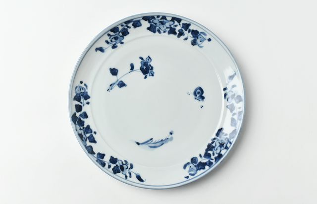 九谷青窯 88 印判うず巻8寸皿 ｜ 暮らしのうつわ花田 和食器 通販