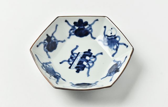 20800円に値下げぐい呑み2個付♦備前焼花入徳利セット 伊賀焼土楽 口付黒鍋 8寸|和食器 通販 暮らしのうつわ 花田