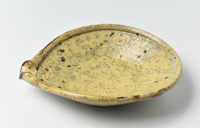 工藤和彦 黄粉引 片口鉢 3枚 工藤和彦 7 黄粉引平片口鉢 ｜ 暮らしのうつわ花田 和食器 通販