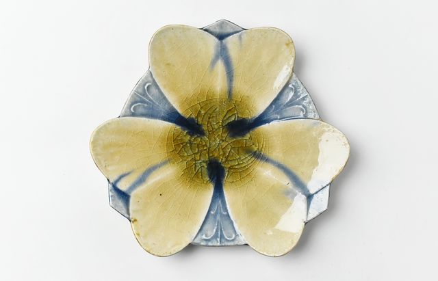 雪ノ浦裕一 31 琥珀釉花形三方皿 ｜ 暮らしのうつわ花田 和食器 通販