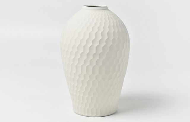 阿部春弥 3 無釉しのぎ亀甲花器