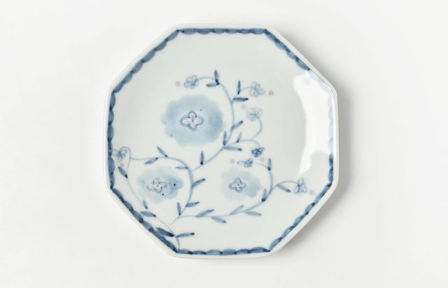 伊万里 草花文 染付 八角 豆皿 4枚 [B31346] 古伊万里 いちょうの染