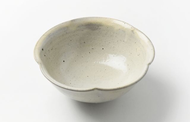 余宮隆 33 粉引 梅型小鉢