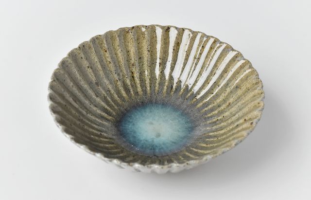余宮隆 1 灰釉リム皿（LL） ｜ 暮らしのうつわ花田 和食器 通販