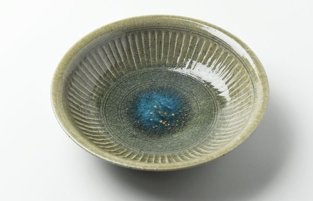 余宮隆 55 ビードロ釉 蛇の目鎬7寸鉢