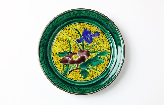 池島直人 25 青手椿に菖蒲図プレート皿 ｜ 暮らしのうつわ花田 和食器 通販
