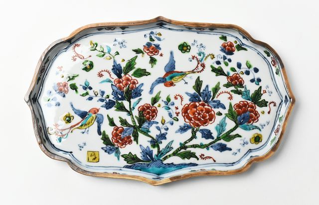 古美術　扇形　皿　九桃献壽図　金蘭手 浦陽子 2B 色絵鹿猿桃図松形平皿 ｜ 暮らしのうつわ花田 和食器 通販