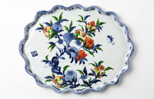 朝もやの蓮池・板皿 浦陽子 6 天啓赤絵猿と桃図蓮池平皿 ｜ 暮らしのうつわ花田 和食器 通販