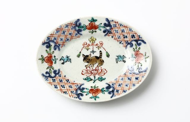 松浦コータロー 20 青瓷彫花ヴェロキラプトル菱形稜花向付 ｜ 暮らしの