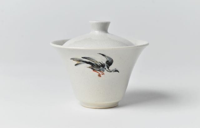 松本郁美 12B 貫入灰釉蓋碗（青鳥） ｜ 暮らしのうつわ花田 和食器 通販