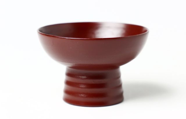 玉山保男（艸工房） さかずき 本朱 ミズメ ｜ 暮らしのうつわ花田 和
