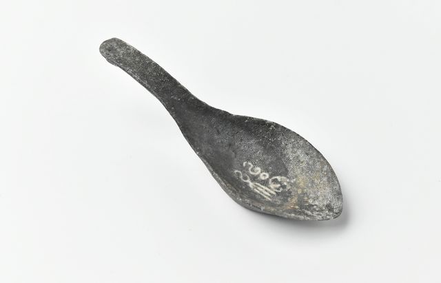 土本訓寛・久美子 40 焼締象嵌蓮華 ｜ 暮らしのうつわ花田 和