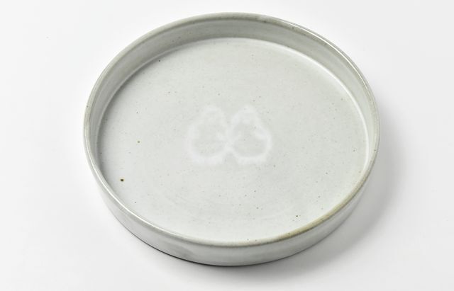 松本優樹 39 もみ灰釉7寸銅鑼鉢（絵） ｜ 暮らしのうつわ花田 和食器 通販