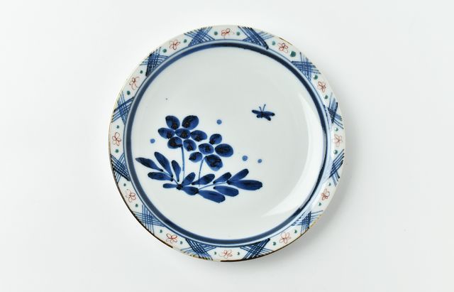 小林巧征 6寸皿色絵花蝶文 ｜ 暮らしのうつわ花田 和食器 通販