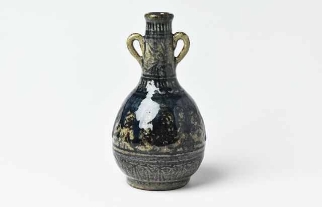 イムサエム 17 染付鶴首花入 ｜ 暮らしのうつわ花田 和食器 通販