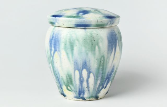 日高伸治 4 青白磁蓋付薬壺 大 ｜ 暮らしのうつわ花田 和食器 通販