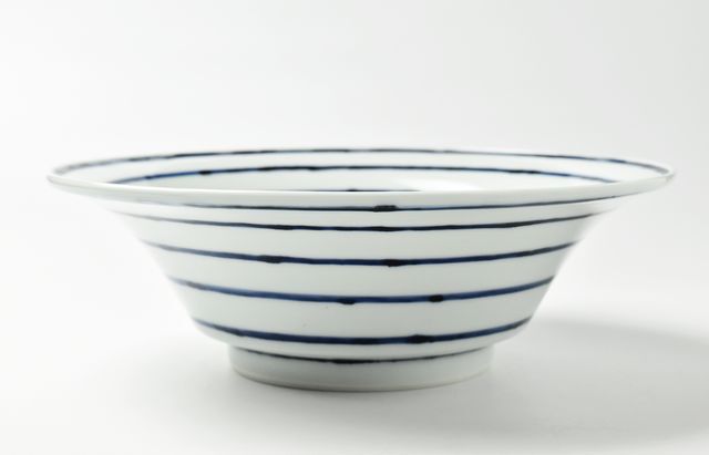 岩永浩さんの大鉢 染付 岩永浩展】Exhibition of IWANAGA Hiroshi | しぶや黒田陶苑