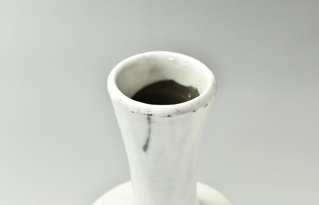 豪人窯　野村豪人　粉引一輪差　花瓶　花入　花器　59 楽天市場】花瓶 陶器 一輪挿し 信楽焼 日本製 角柱面取花器 花瓶