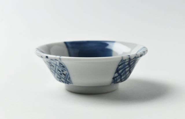 純銀 152g 寿光造 槌目 青海盆 銀皿 菓子器 直径18cm 海野裕 18 小紋豆皿 ｜ 暮らしのうつわ花田 和食器 通販