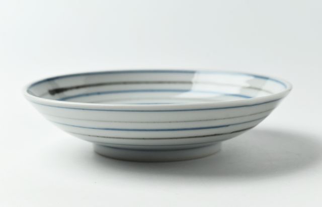 海野裕 7 ゴス鉄コマ5寸皿 ｜ 暮らしのうつわ花田 和食器 通販