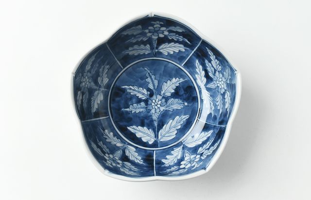 海野裕 31 白抜花文輪花鉢 ｜ 暮らしのうつわ花田 和食器 通販