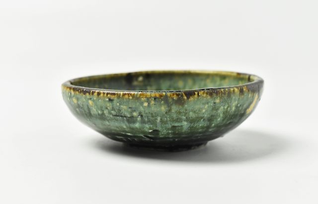 吉田学 織部縁鉄3寸鉢 ｜ 暮らしのうつわ花田 和食器 通販