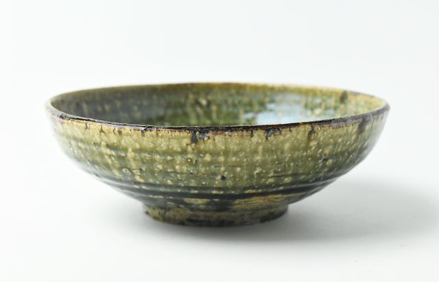織部焼 菓子器 鉄輪 吉田学 織部縁鉄おでん鉢 ｜ 暮らしのうつわ花田 和食器 通販