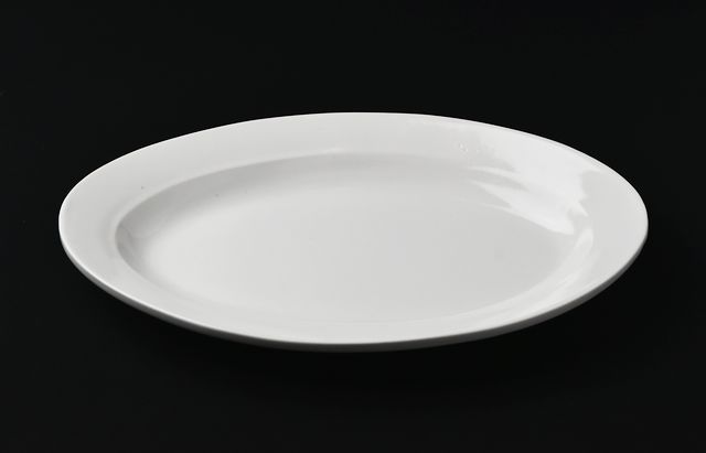 岡田直人 15 細リムオーバル皿 ｜ 暮らしのうつわ花田 和食器 通販