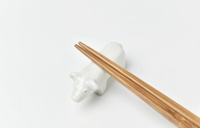 阿部春弥・みか 箸置きぶた 白 ｜ 暮らしのうつわ花田 和食器 通販