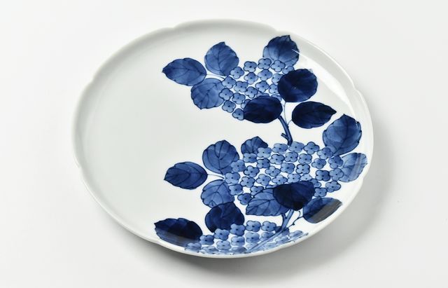 吉岡将弐 ダミ花蝶文輪花皿