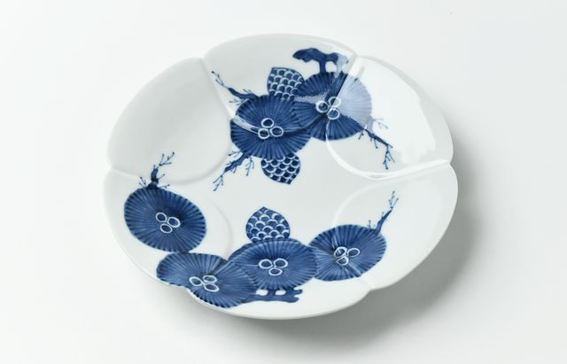 吉岡将弐 松笠文6寸輪花皿 ｜ 暮らしのうつわ花田 和食器 通販