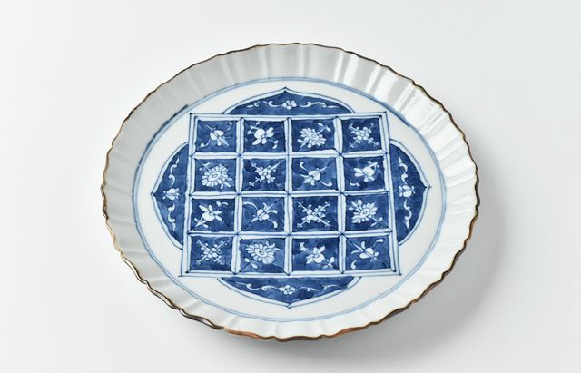 西納三枝 染付花文色紙輪花6寸皿 ｜ 暮らしのうつわ花田 和食器 通販