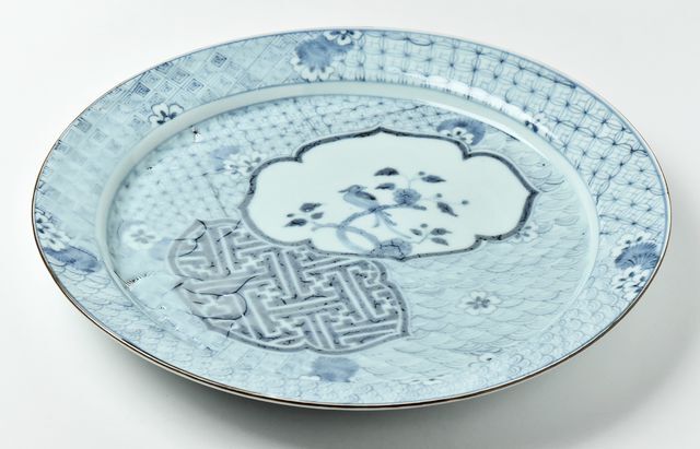 宮岡麻衣子さん　輪花蓮文リム皿　2枚 宮岡麻衣子さん 輪花蓮文リム皿 2枚