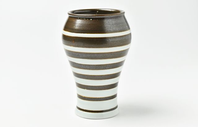 宮岡麻衣子 28 錆線文瓶 ｜ 暮らしのうつわ花田 和食器 通販