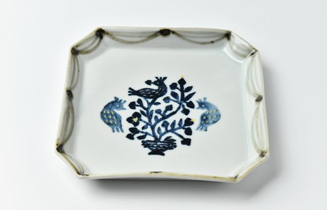 稲村真耶 印判鳥樹文四角皿 ｜ 暮らしのうつわ花田 和食器 通販