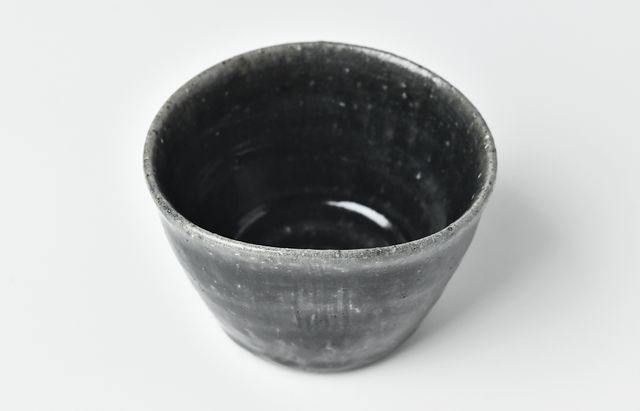 【新品未使用】余宮隆 蕎麦猪口 薬味皿 2セット 余宮隆 64 瑠璃釉くし目蕎麦猪口 ｜ 暮らしのうつわ花田 和食器 通販